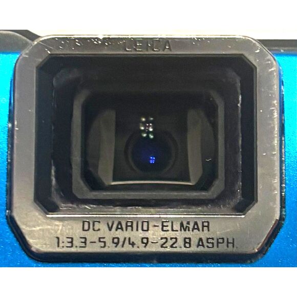 Panasonic Lumix TS4 12.1MP Waterproof Digital Camera w/4.6x Optical Zoom Bundle - Picture 6 of 9